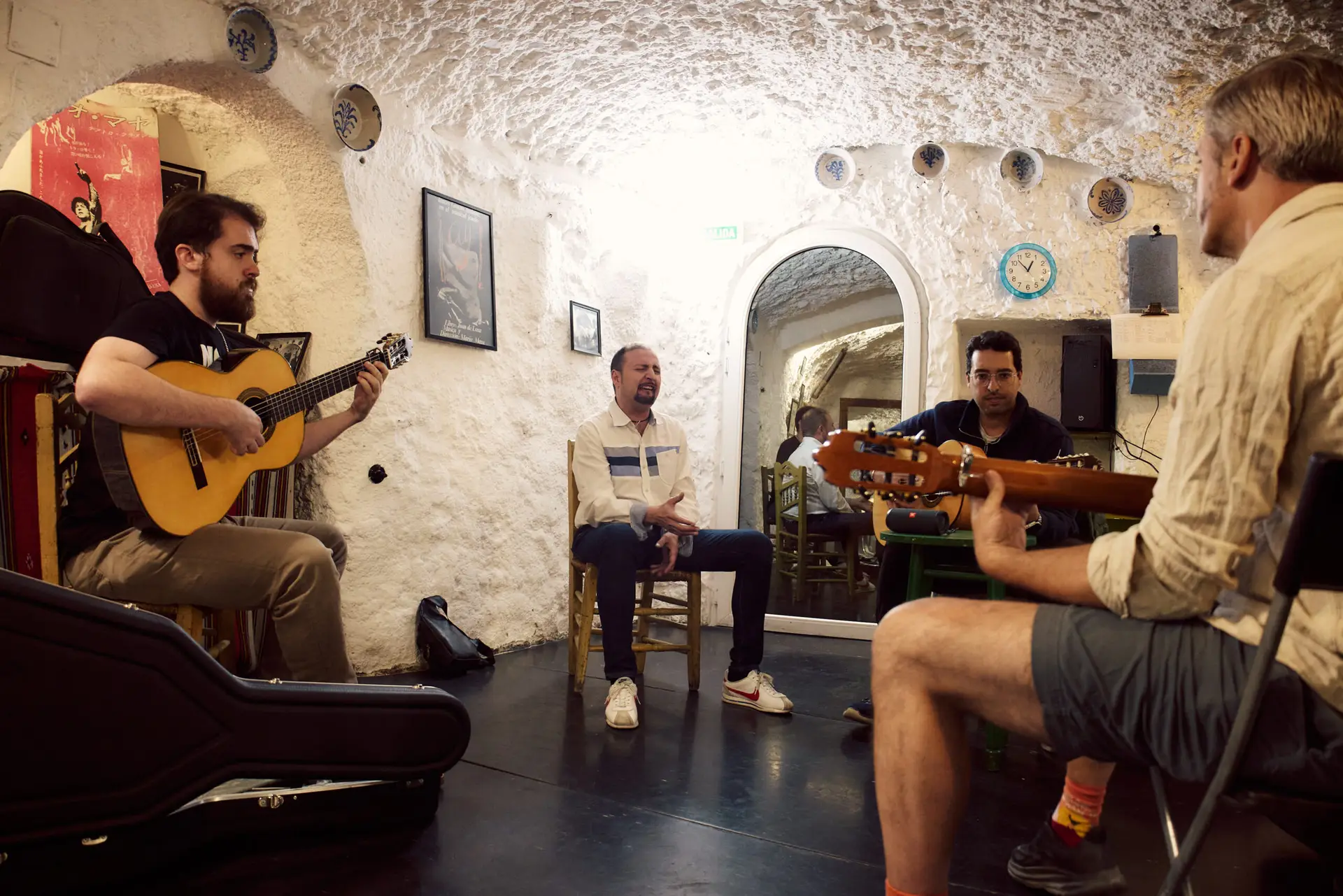 Clase de guitarra para acompañamiento al cante flamenco